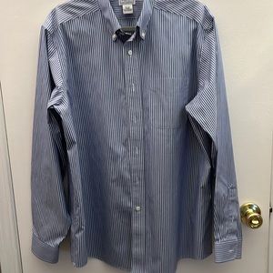 ⛵️L.L. Bean Men’s Dress Shirt *EUC*